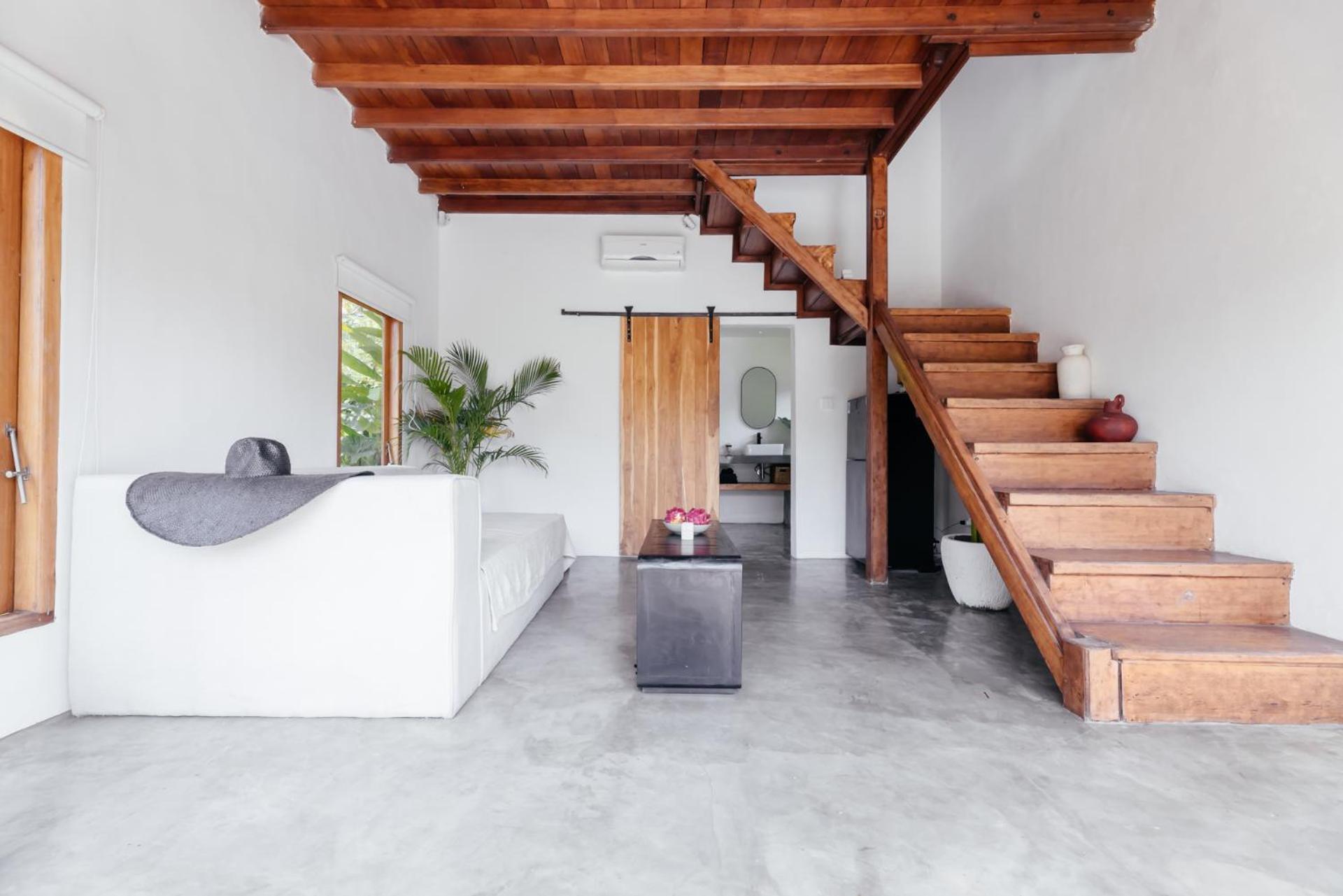 Hola Villas & Lofts Uluwatu Exterior photo