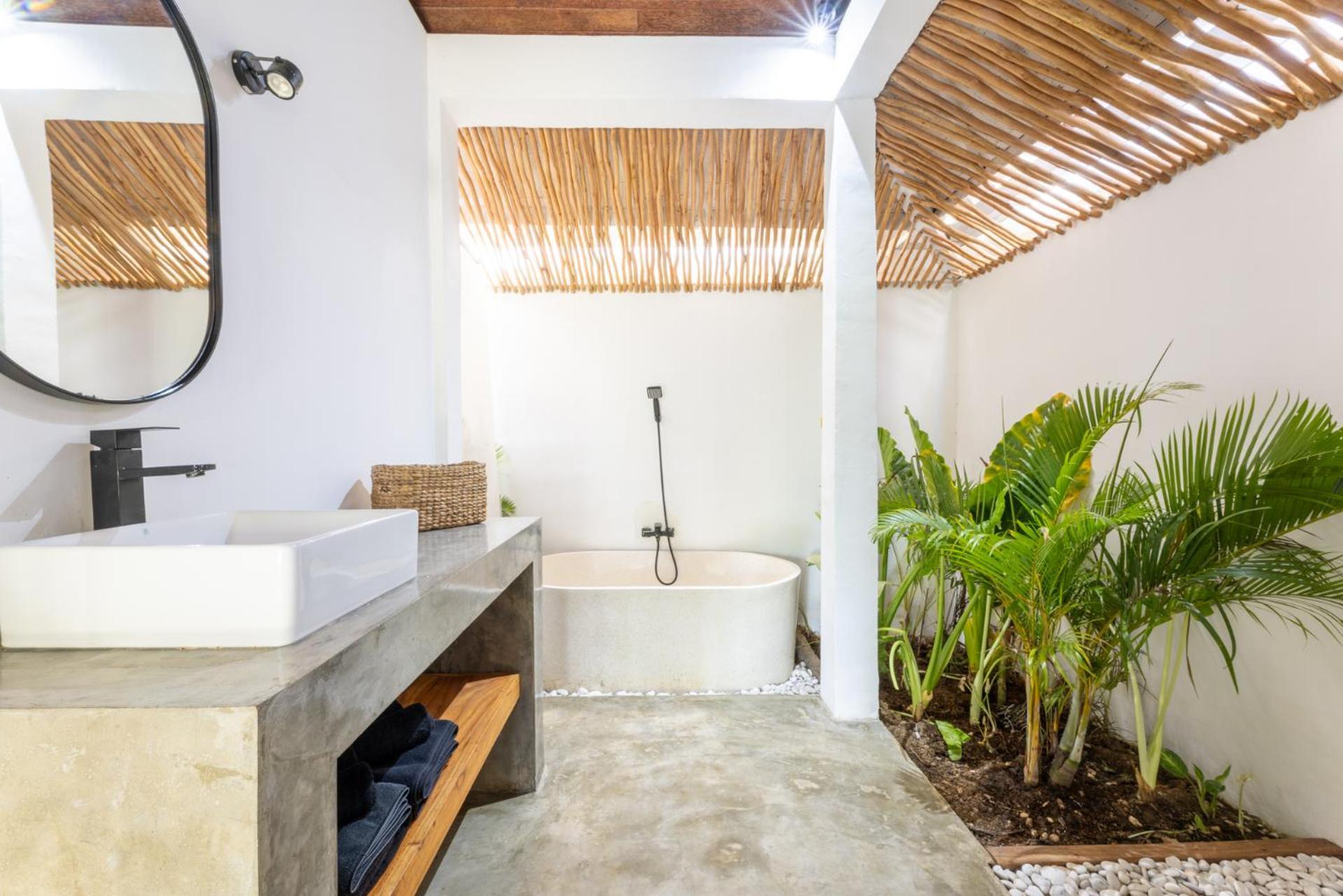 Hola Villas & Lofts Uluwatu Exterior photo